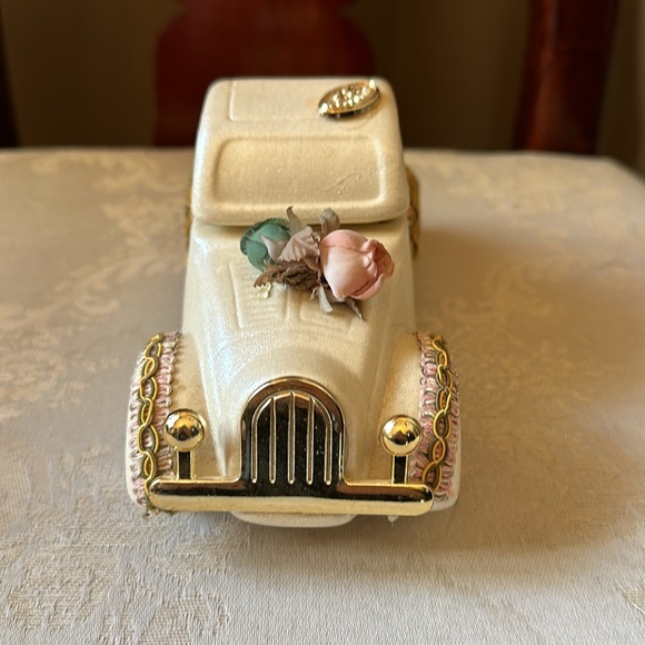 Italceramica Creazioni Exclusive made in Italy Lady Carolin ceramic trinket box - Picture 2 of 12